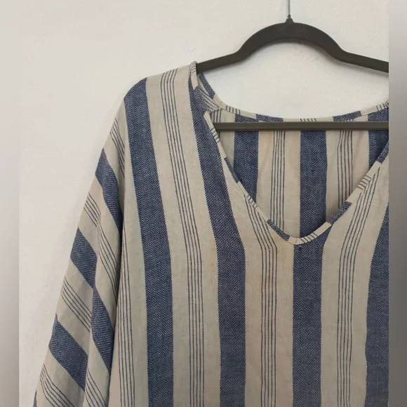 Jen’s Pirate Booty oversized beach coverup in blue and white stripe, M - Picture 3 of 4